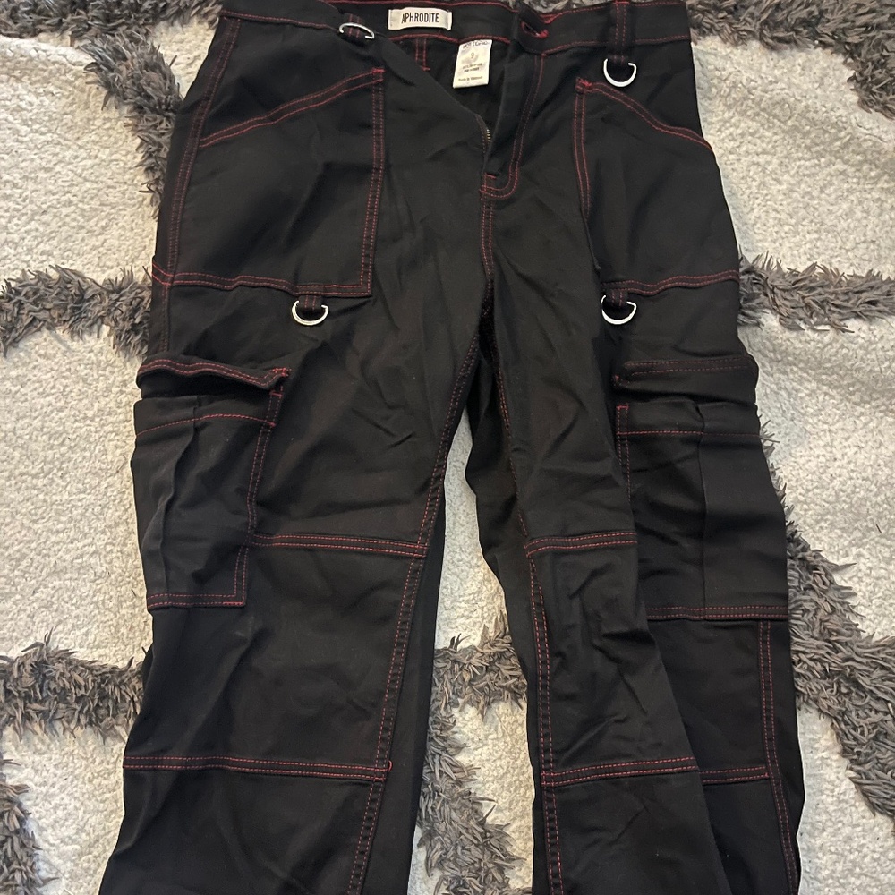 Hot Topic Red Stitched Black Cargo Pants